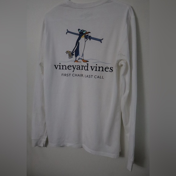 Vineyard Vines Men’s Long Sleeve Tee – First Chair Last Call Penguin - Picture 2 of 5